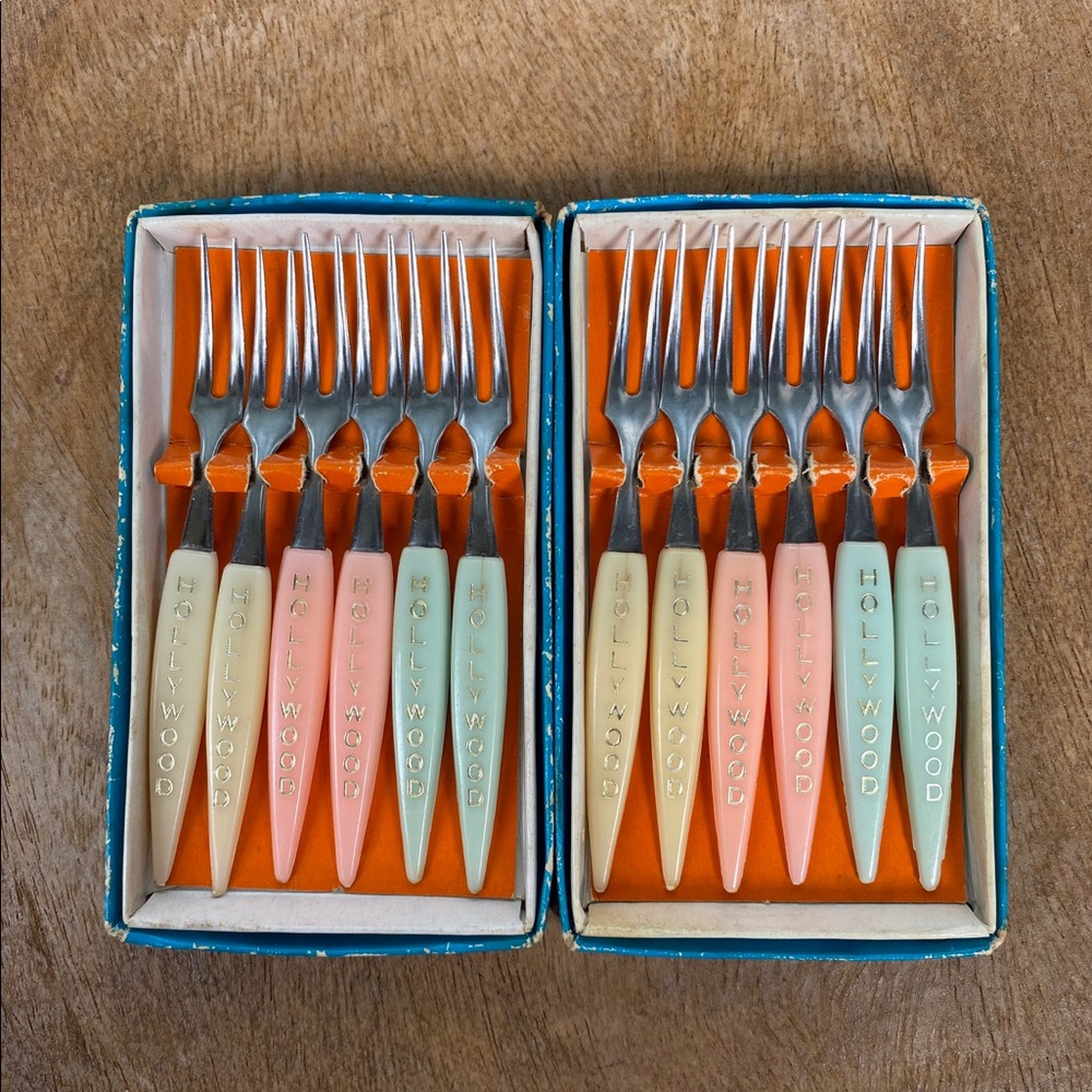 Vintage little forks HOLLYWOOD